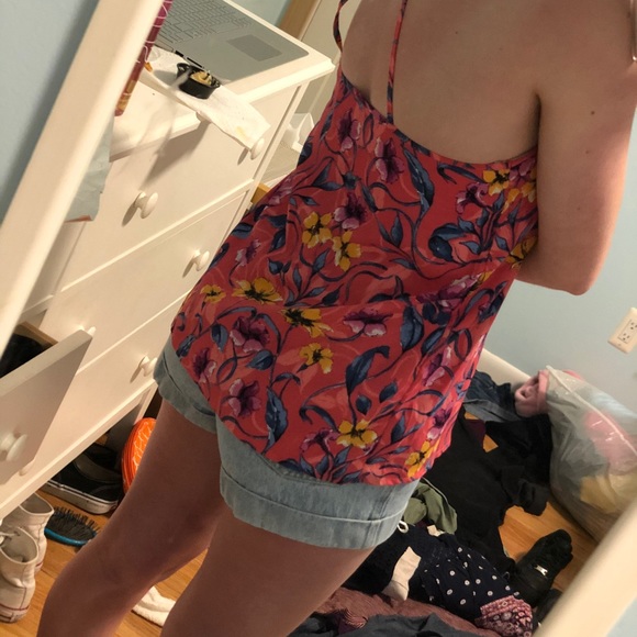 Bright floral tank top - Picture 3 of 5